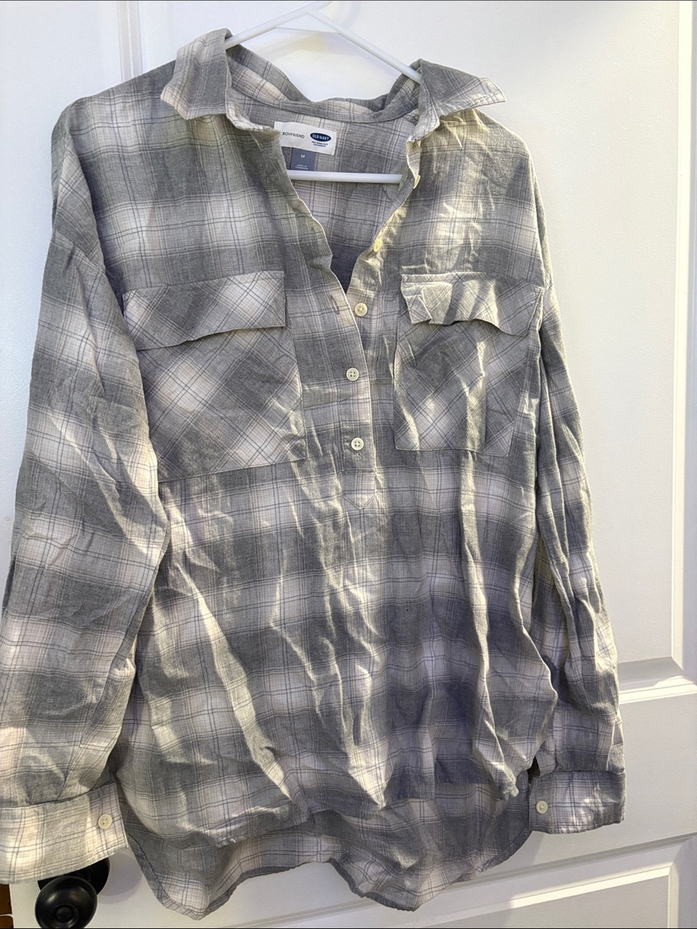 NWT Women’s Gray Plaid Casual boyfriend Button-Up Shirt